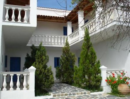 Blue Garden Apartments Corfu Island Exterior foto